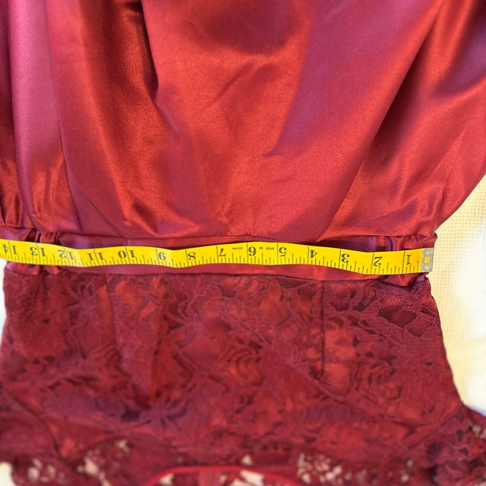 Spliced Burgundy Lace Satin High-Low Dress Long Sleeve Size Medium - Picture 9 of 13